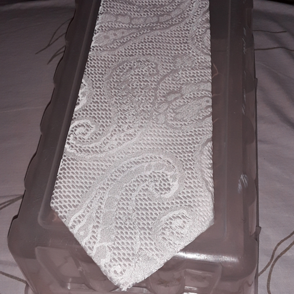 Hughes & Hatcher white embossed paisley